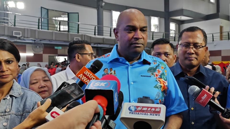 அட்டேக் பட்டதாரிகளுக்கு 98 விழுக்காடு வேலைவாய்ப்பு – வரலாற்றுச் சாதனை படைத்த மனிதவள அமைச்சு