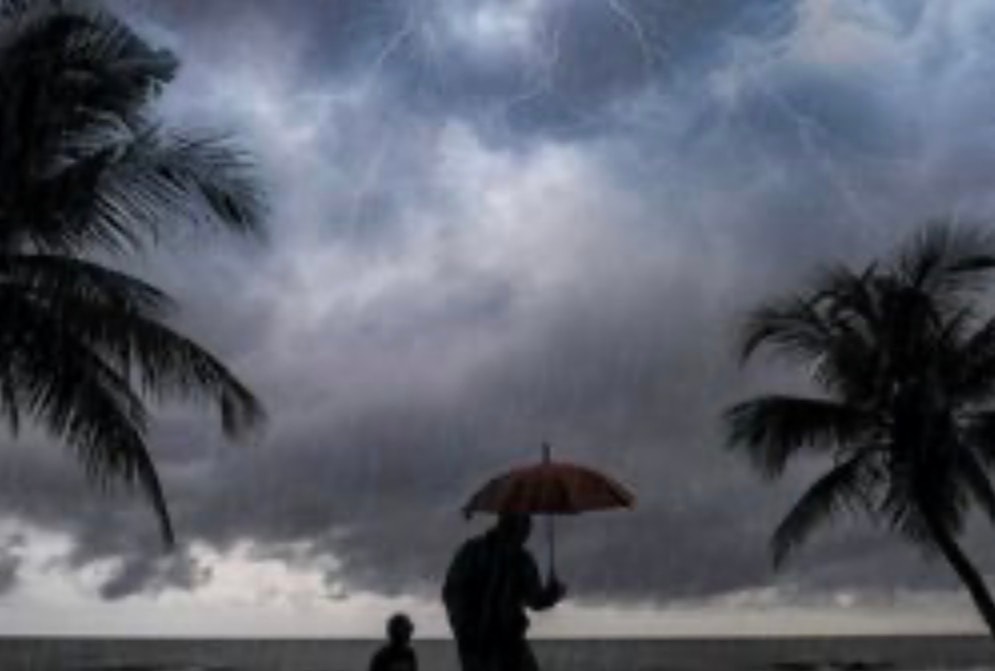 வடகிழக்குப் பருவ மழை தொடங்கம் - பொதுமக்கள் பாதுகாப்பாக இருக்க ஸாஹிட் எச்சரிக்கை