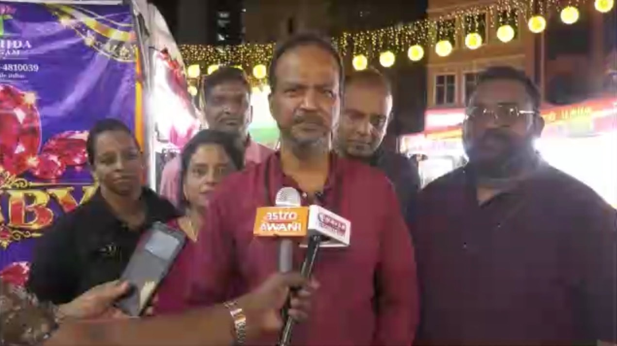 ஈப்போ லிட்டில் இந்தியாவில் களைகட்டும் தீபாவளிச் சந்தை: 86 கடைகள்; வாகன நிறுத்தத்துக்கு சிறப்பு ஏற்பாடு!