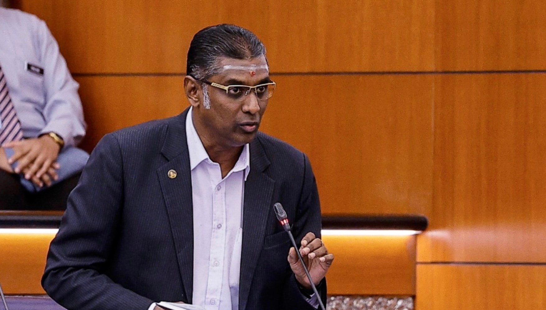 இ-ஜாமின் நிறுவனத்தின் பின்னணி குறித்து விசாரணை நடத்த வேண்டும்