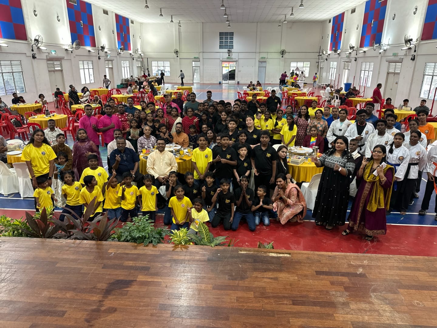கிளப் மேடியா திசைகளின் ‘அன்பு ஒளி 2026’ தீபாவளி உபசரிப்பு: 3 கருணை இல்லங்களைச் சேர்ந்த 100 குழந்தைகளுக்கு அன்பளிப்புகள்